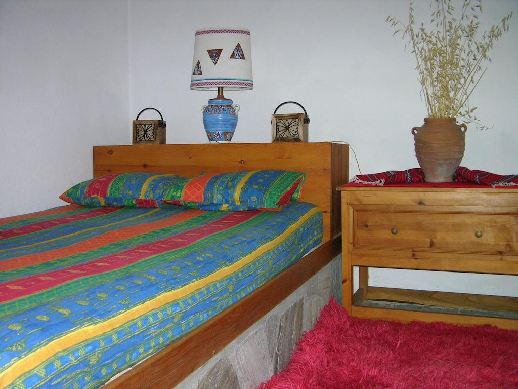 Kyra'S Paradise Potistika Rom bilde